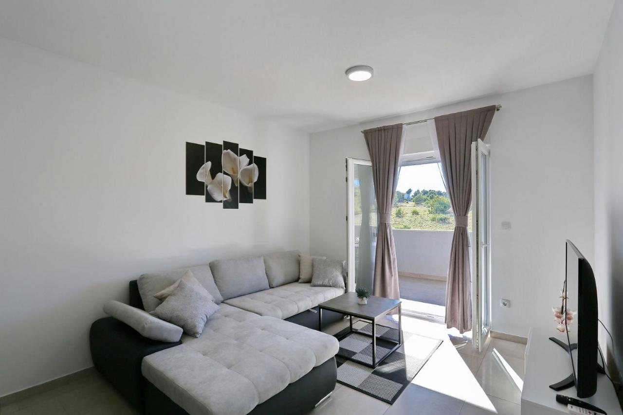 Apartments Lisac فير المظهر الخارجي الصورة