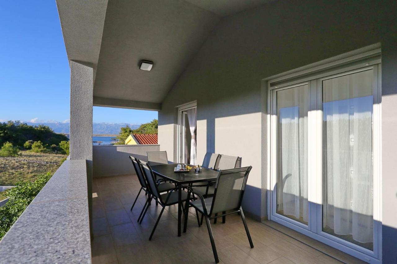 Apartments Lisac فير المظهر الخارجي الصورة