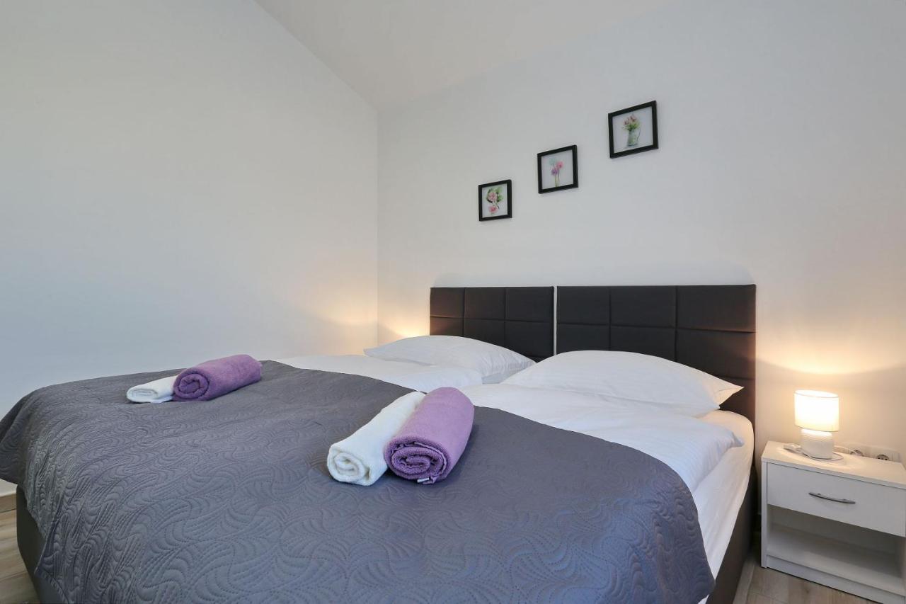 Apartments Lisac فير المظهر الخارجي الصورة
