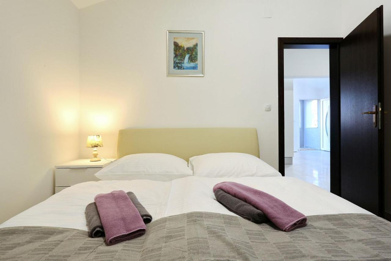 Apartments Lisac فير المظهر الخارجي الصورة