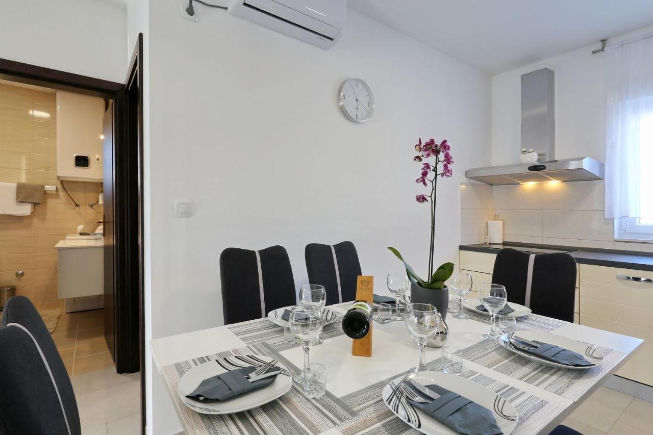 Apartments Lisac فير المظهر الخارجي الصورة