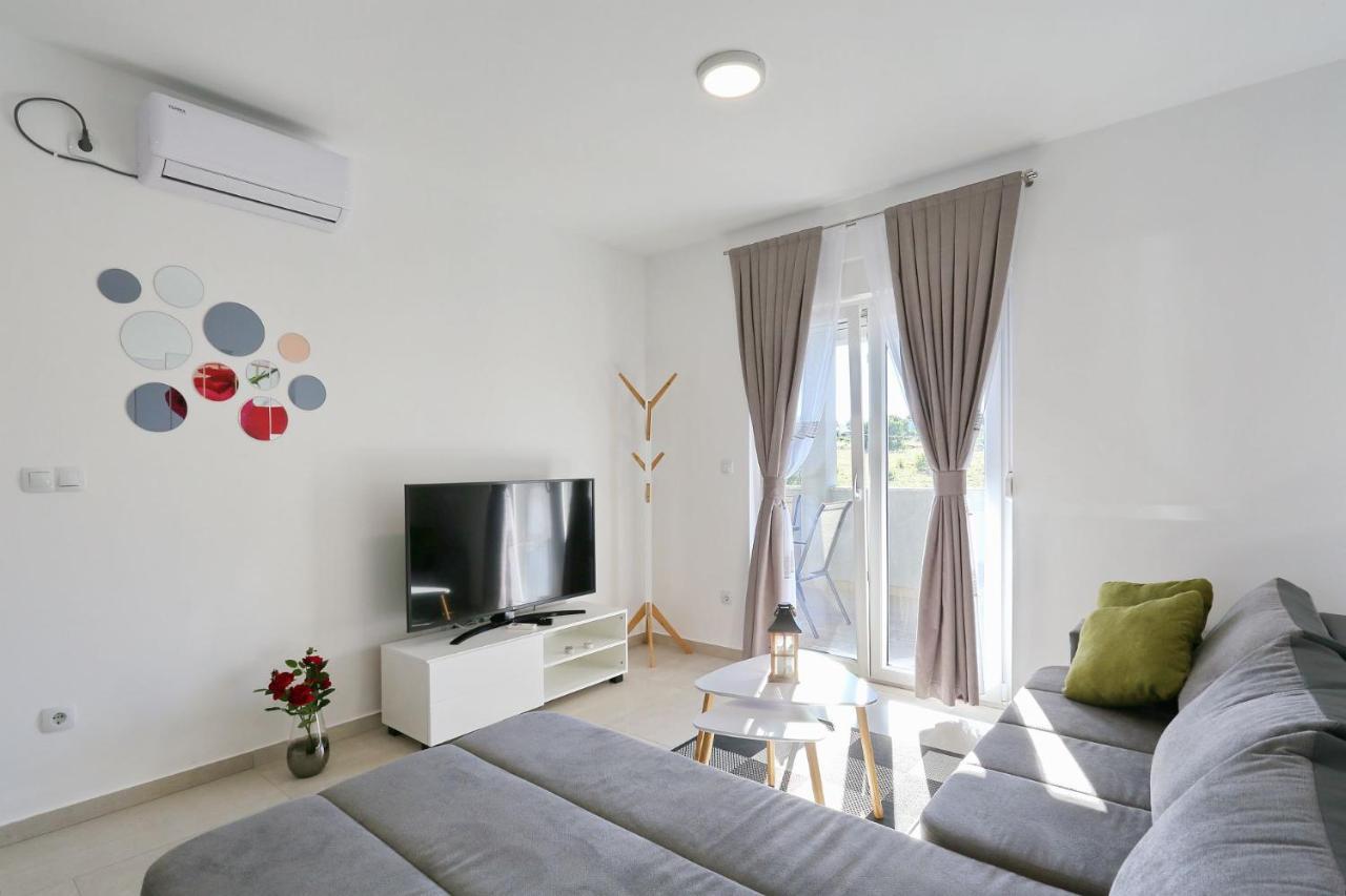 Apartments Lisac فير المظهر الخارجي الصورة