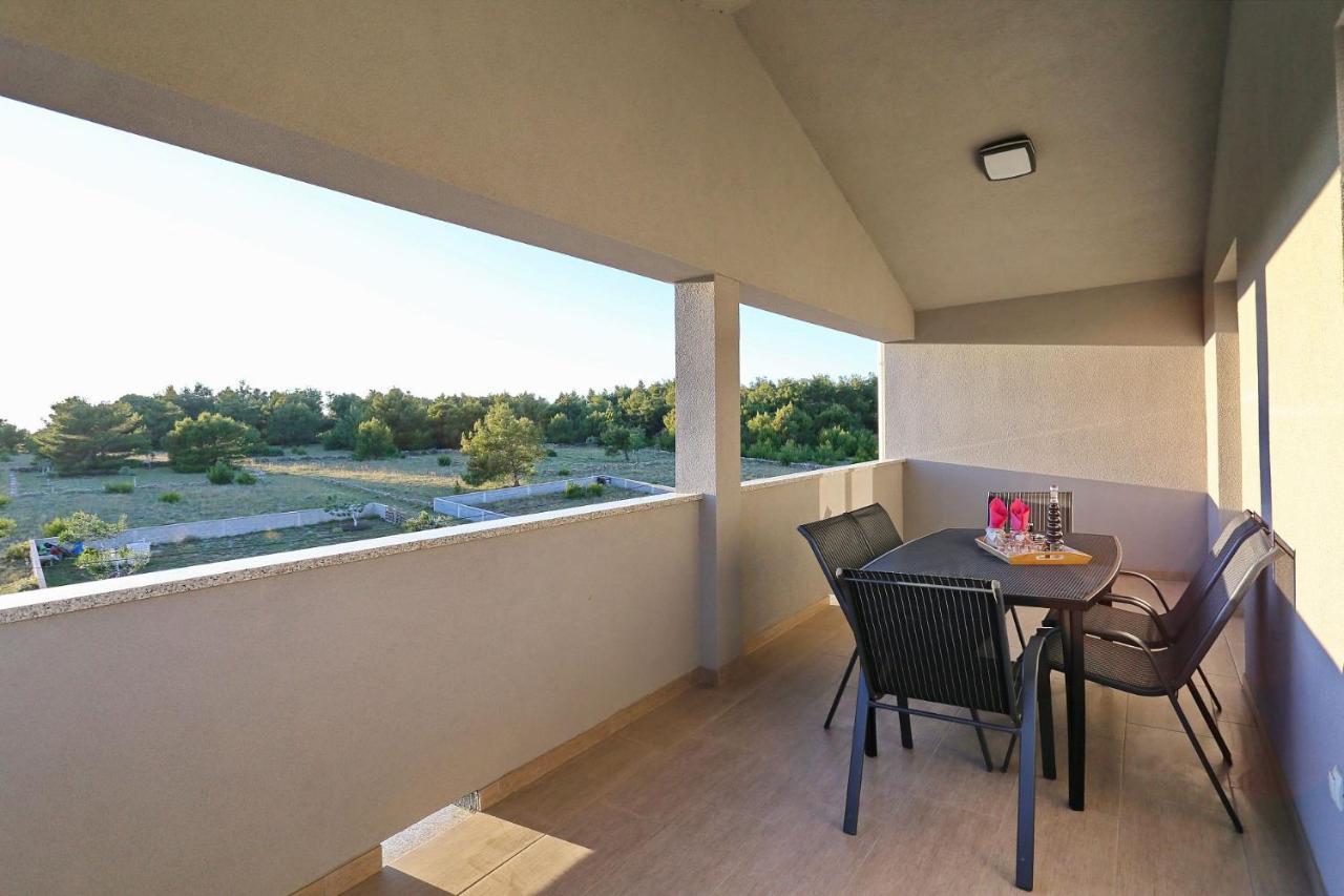 Apartments Lisac فير المظهر الخارجي الصورة