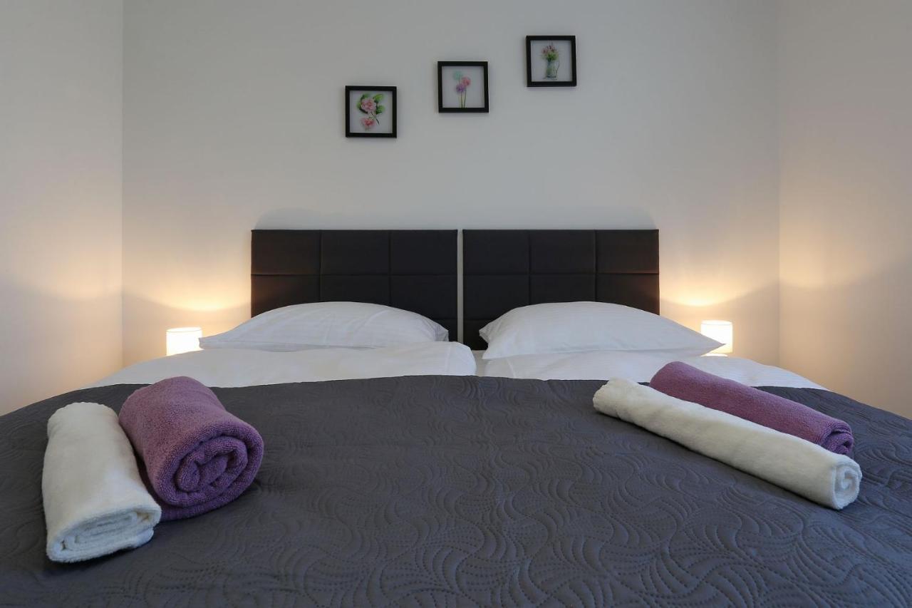 Apartments Lisac فير المظهر الخارجي الصورة