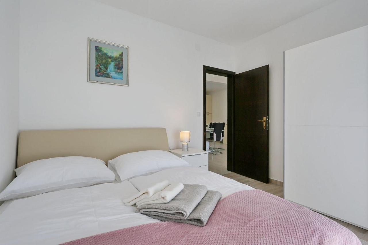Apartments Lisac فير المظهر الخارجي الصورة