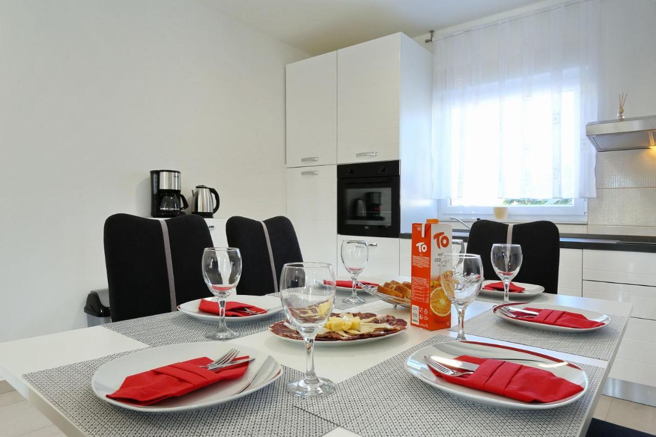 Apartments Lisac فير المظهر الخارجي الصورة